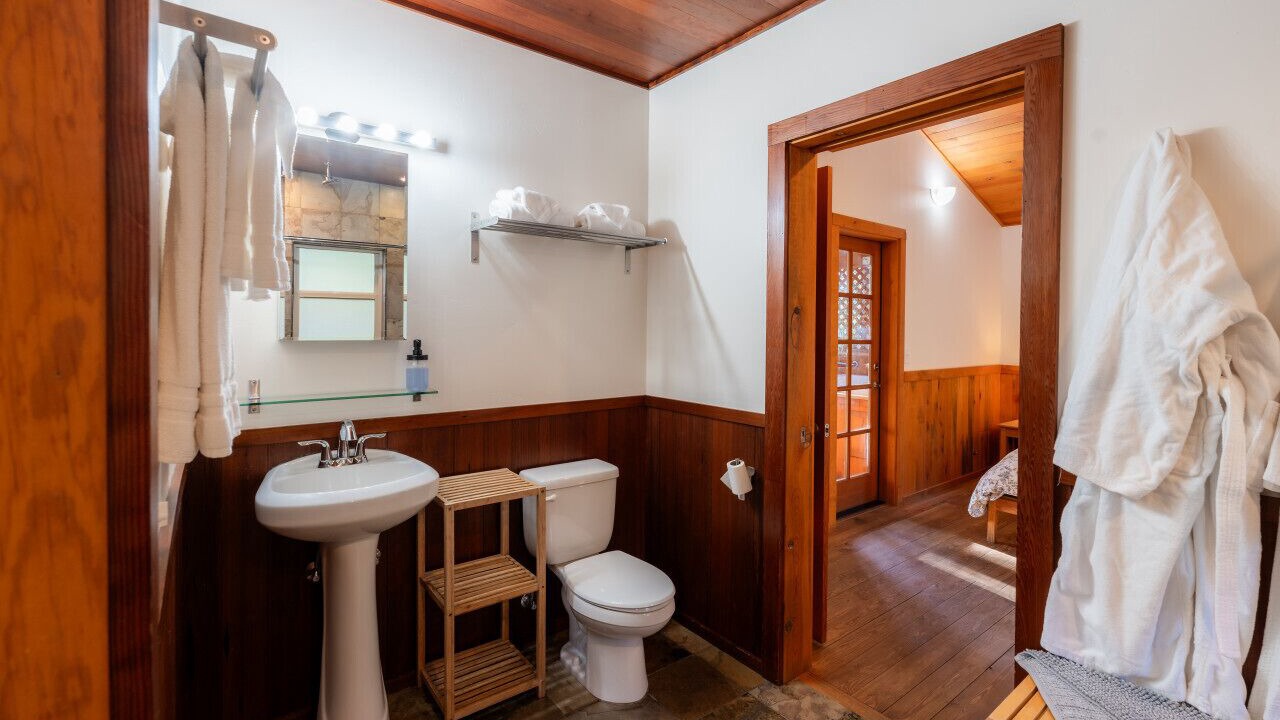 Photo of Bathroom in Ashland