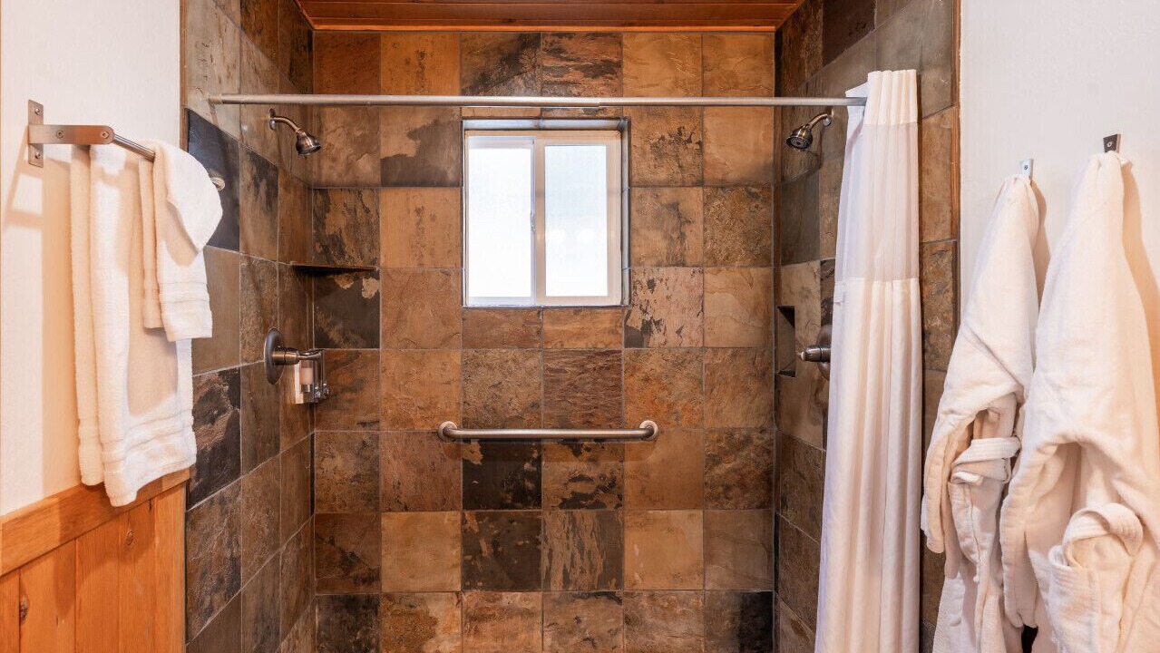 Photo of Bathroom in Ashland