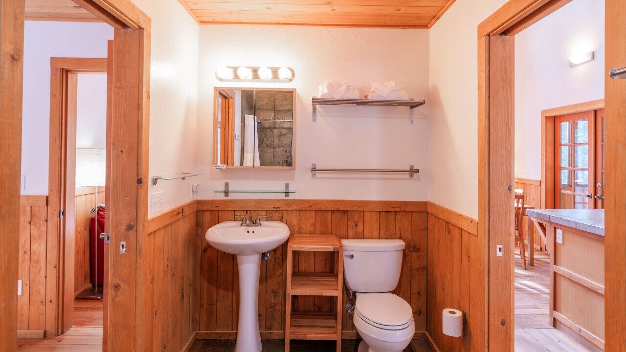 Photo of Bathroom in Ashland