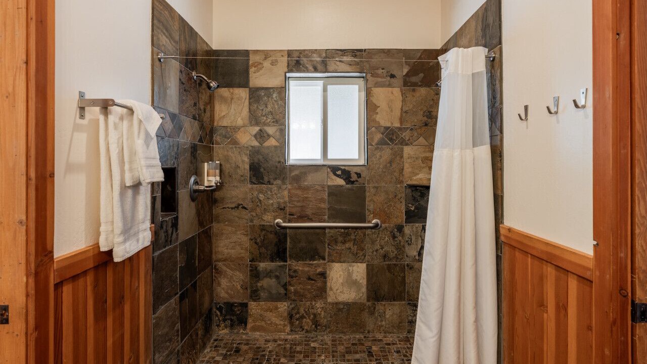 Photo of Bathroom in Ashland