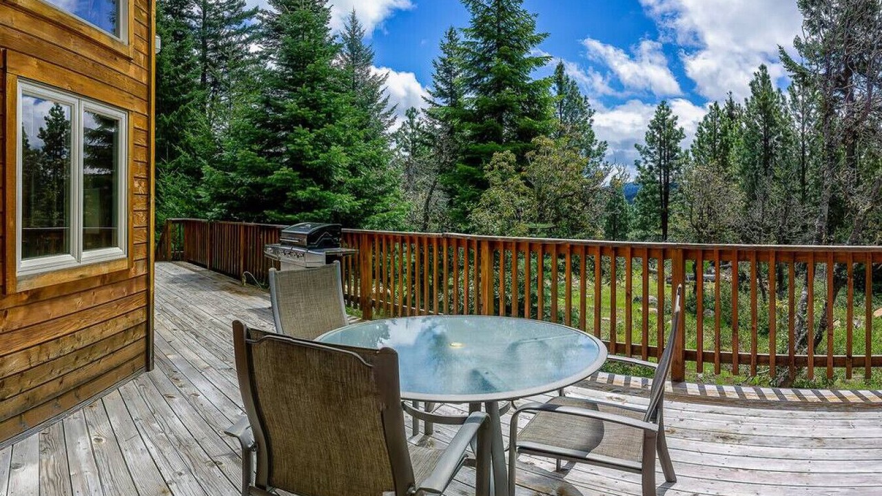 Photo of Outdoor in Ashland