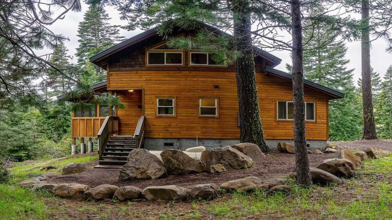 Photo of Outdoor in Ashland
