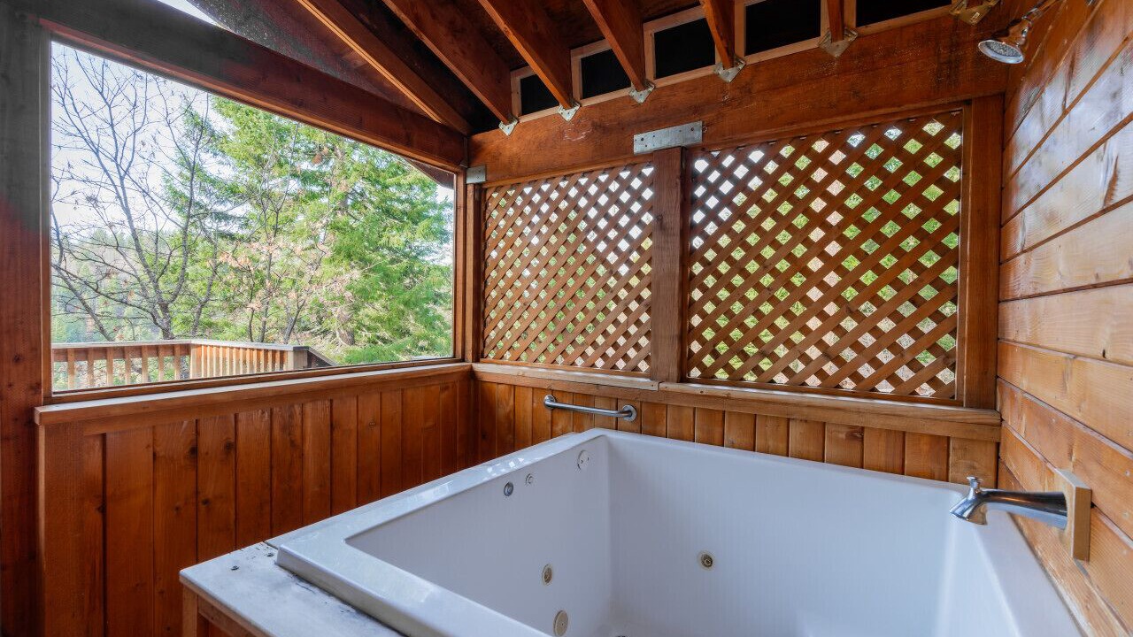 Photo of Bathroom in Ashland