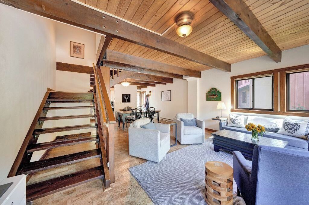 Photo of Livingroom in Jackson