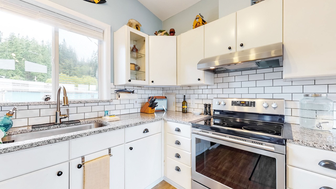 Photo of Kitchen in Coupeville