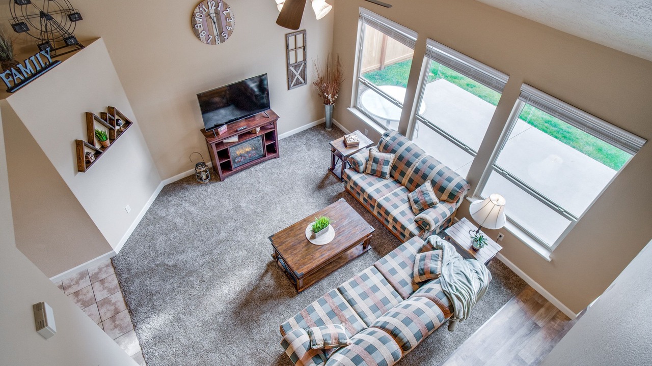 Photo of Livingroom in West Valley