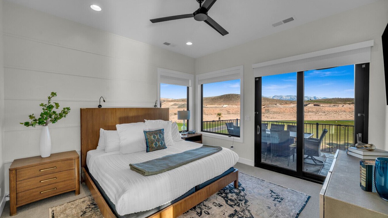 Photo of Bedroom in Hurricane
