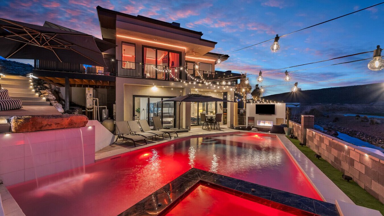 Photo of Outdoor in Hurricane