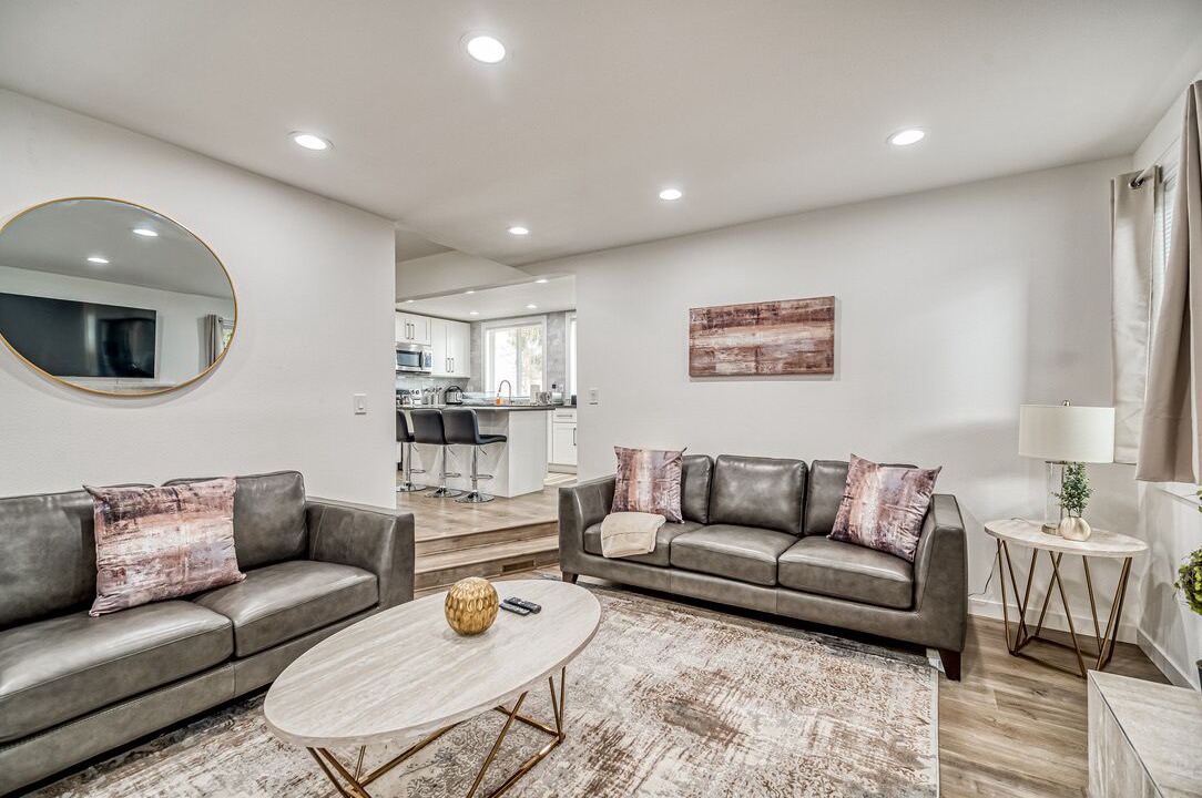 Photo of Livingroom in Eastside