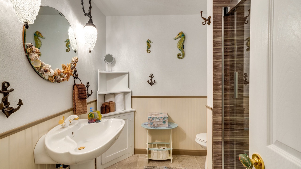 Photo of Bathroom in Waldport