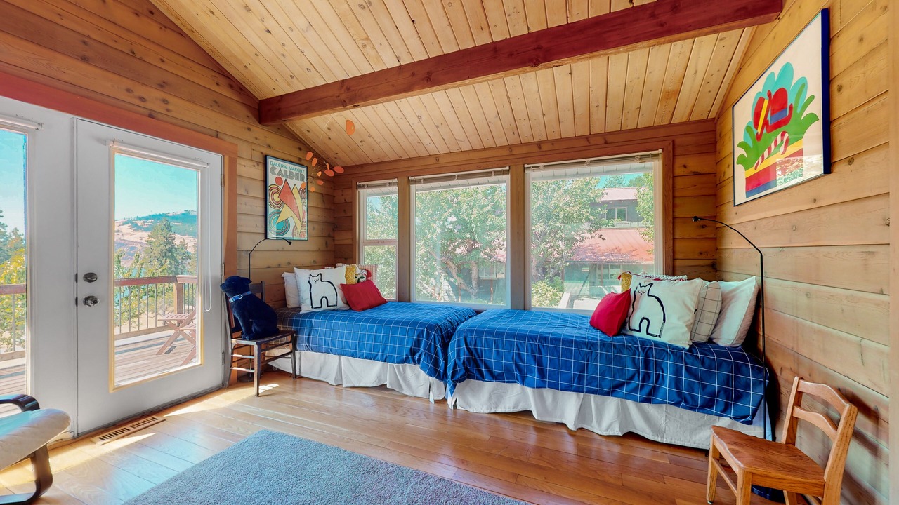 Photo of Bedroom in Mosier