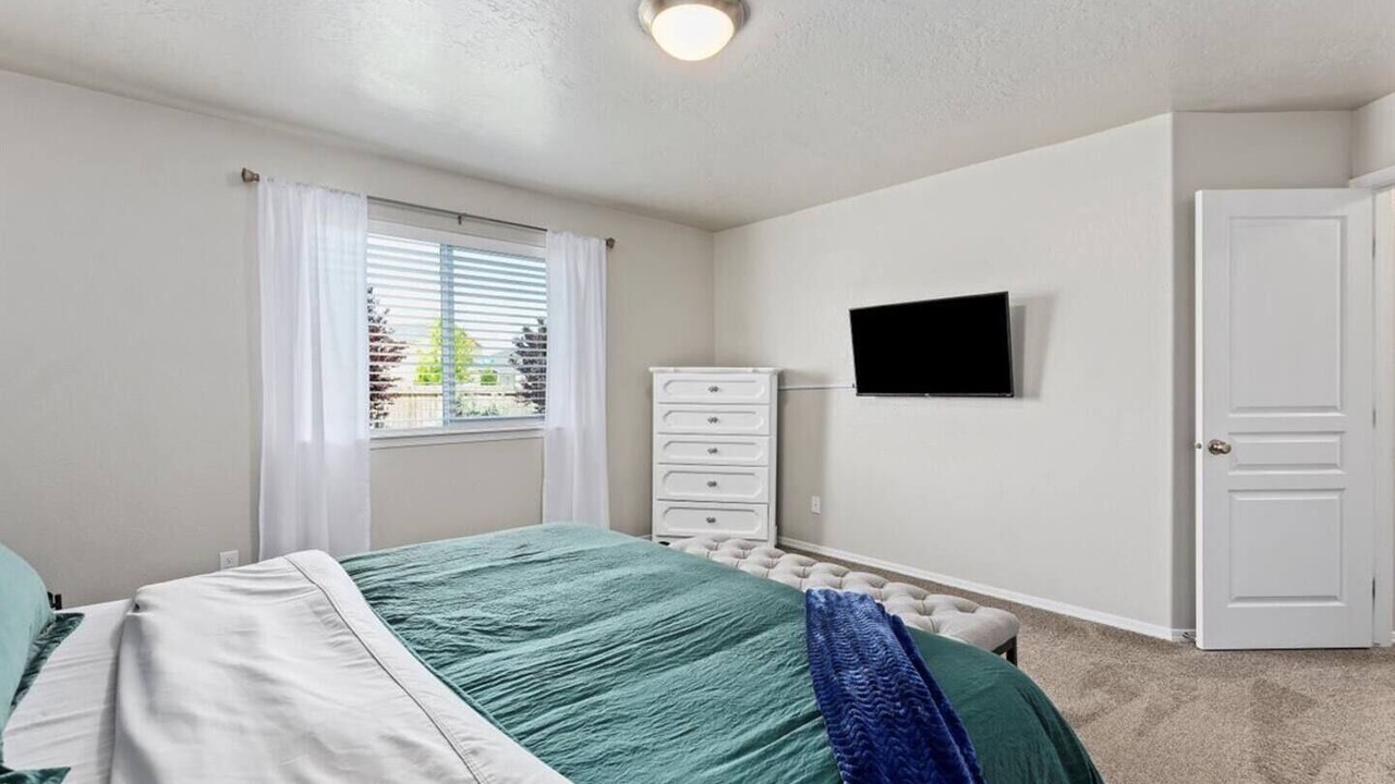Photo of Bedroom in Caldwell