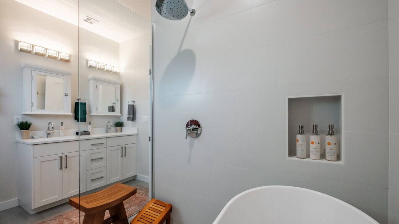 Photo of Bathroom in Corvallis