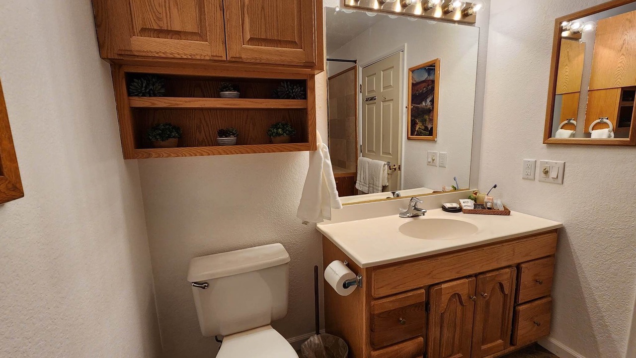 Photo of Bathroom in Roseburg
