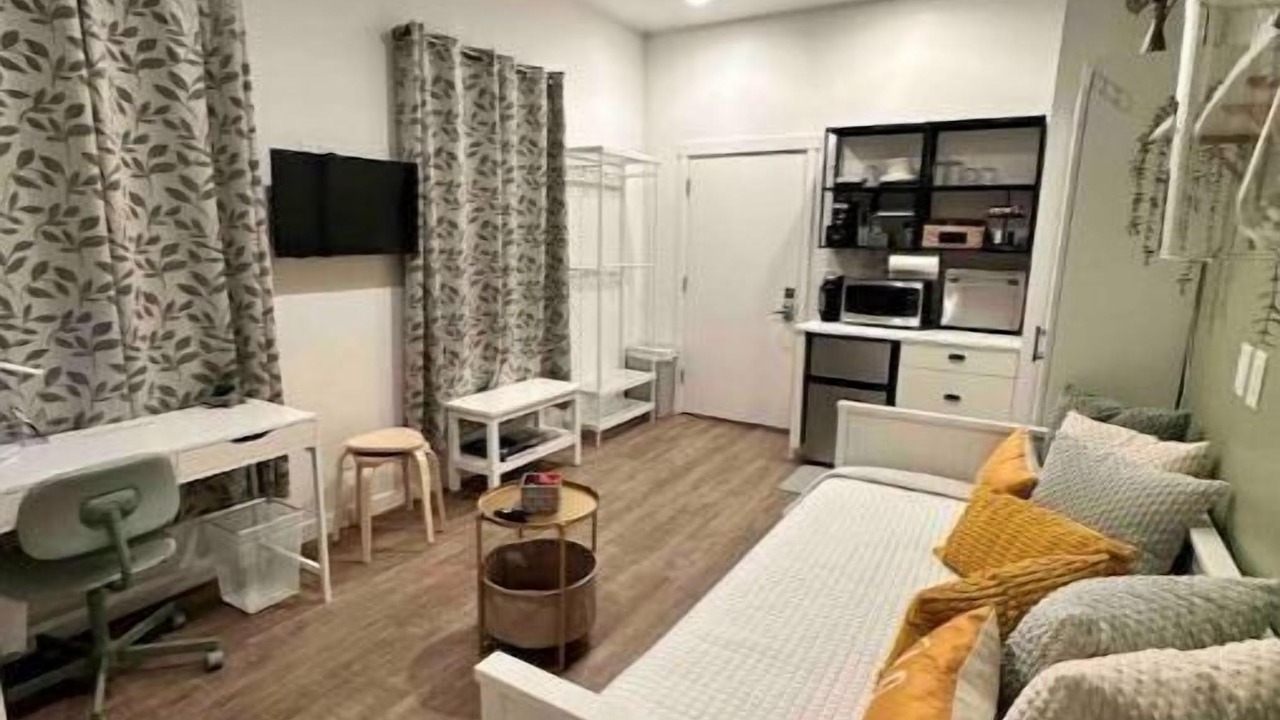 Photo of Livingroom in Overlook