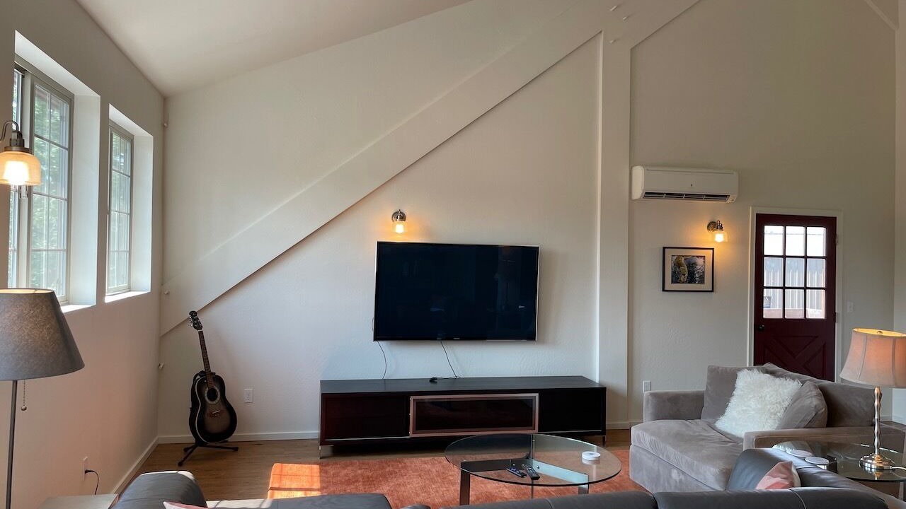 Photo of Livingroom in Ashland