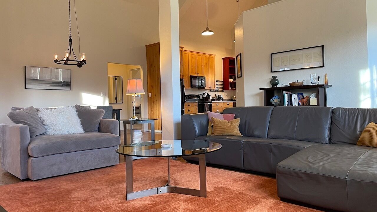 Photo of Livingroom in Ashland