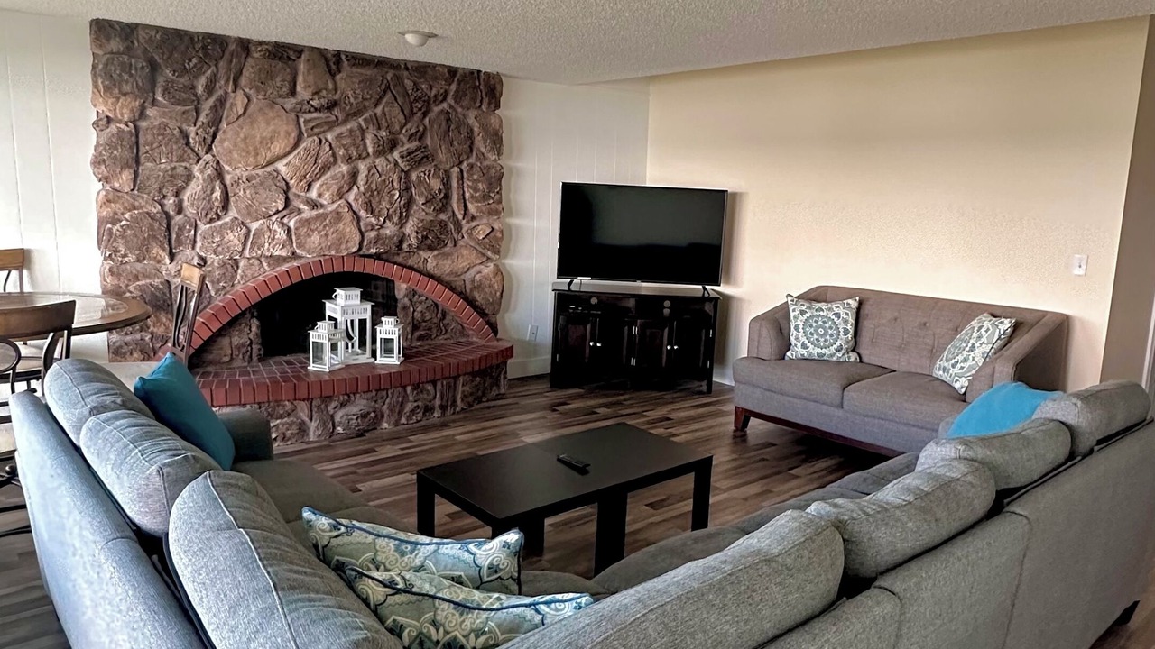 Photo of Livingroom in University Place