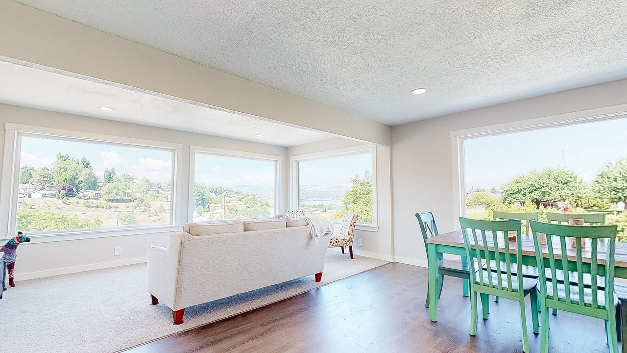 Photo of Livingroom in The Dalles