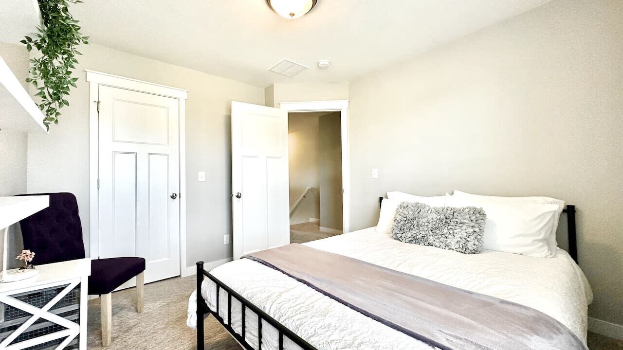 Photo of Bedroom in Midvale
