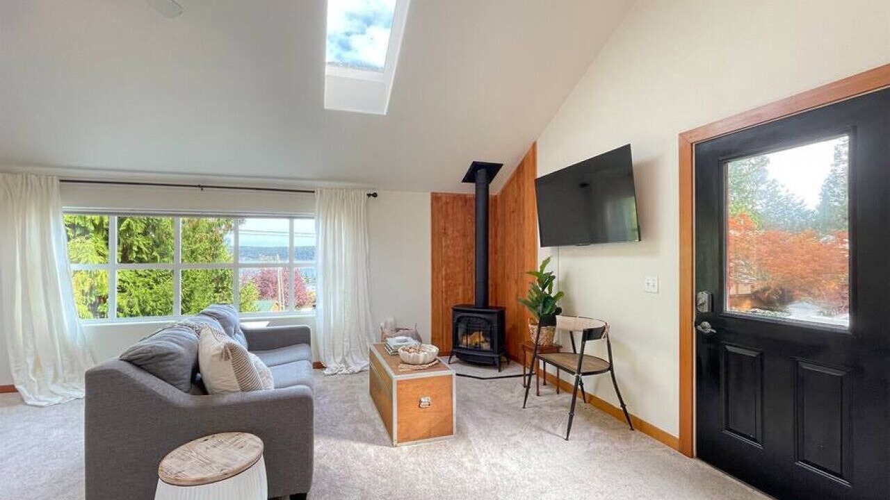 Photo of Livingroom in Sequim