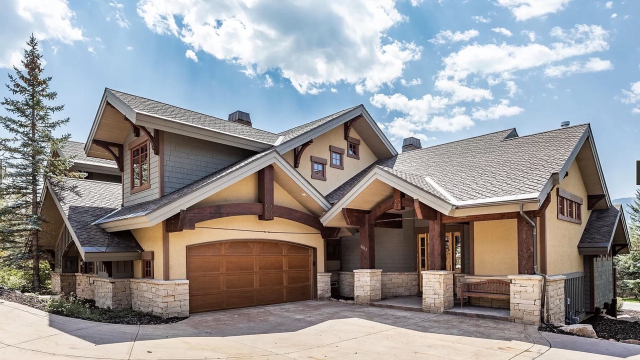 Photo of Outdoor in Park Meadows