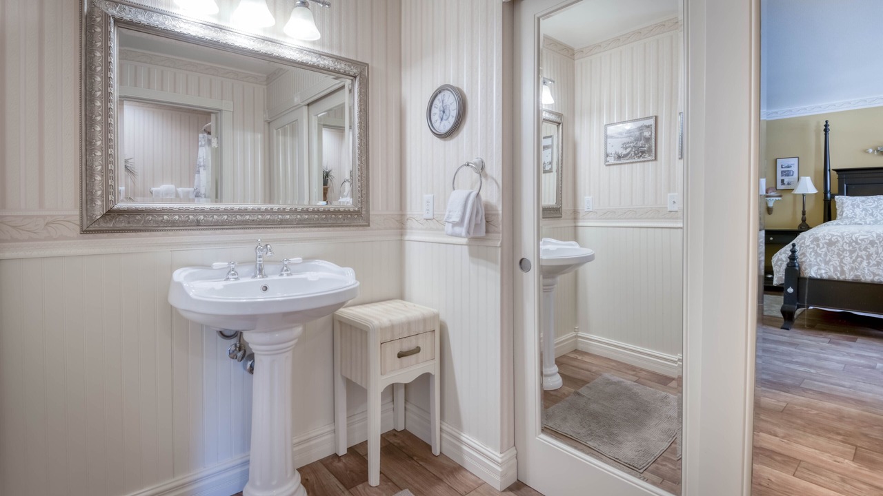 Photo of Bathroom in Historic Bayfront