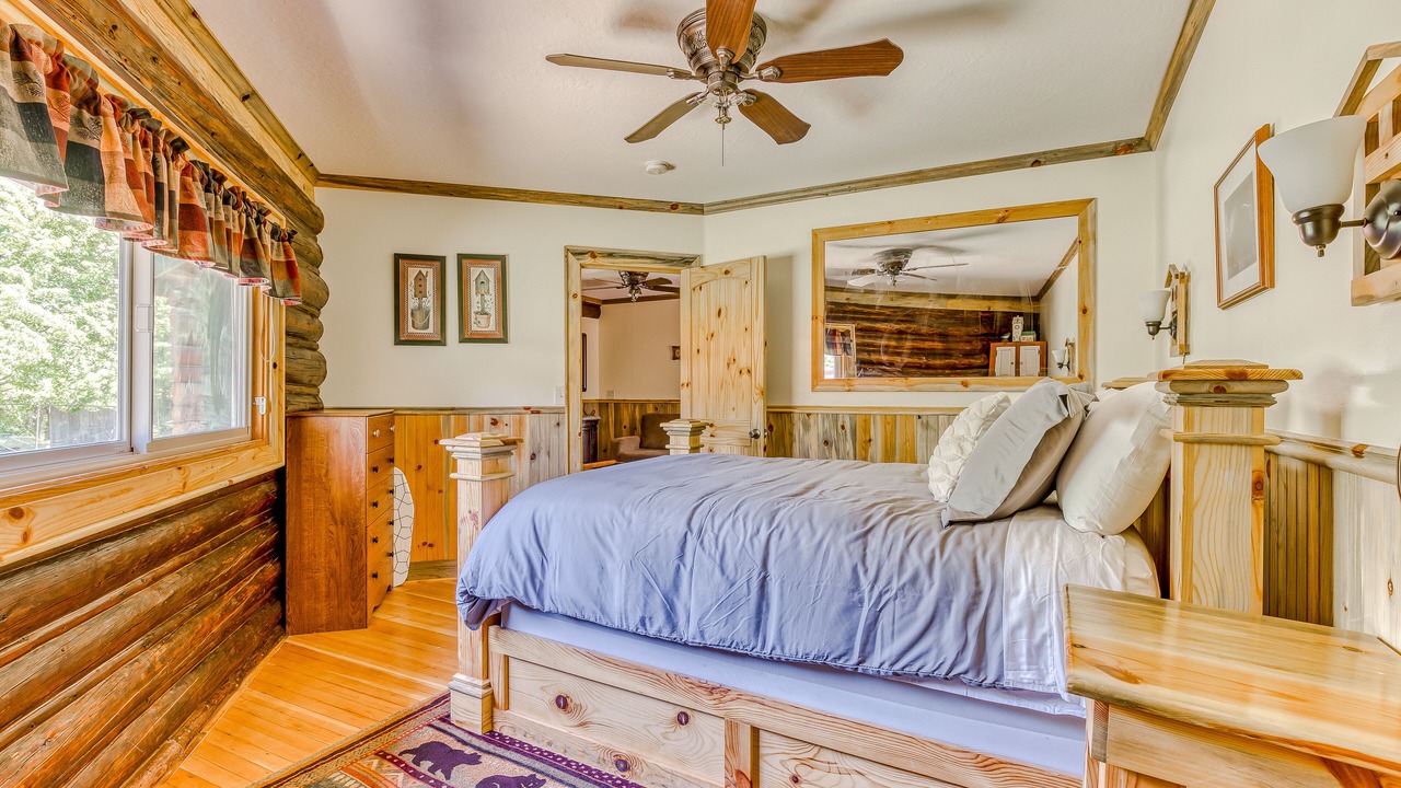 Photo of Bedroom in White Salmon