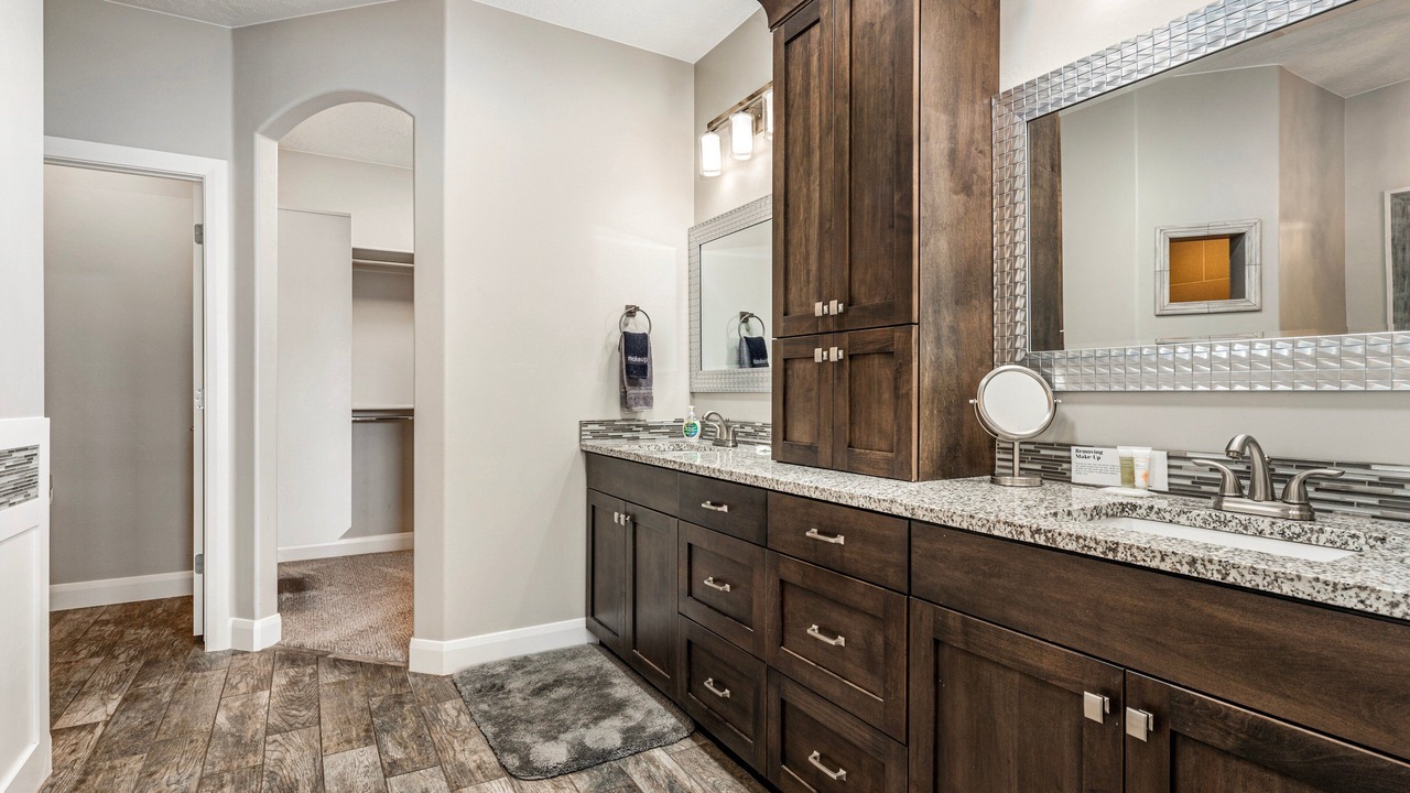Photo of Bathroom in Hurricane