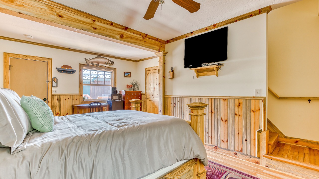 Photo of Bedroom in White Salmon