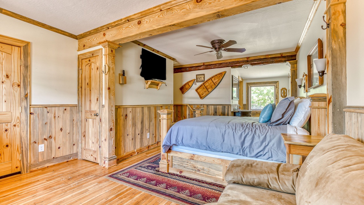 Photo of Bedroom in White Salmon