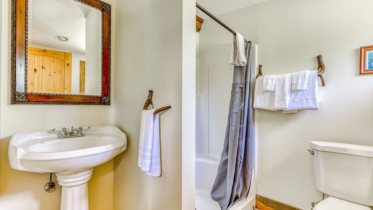 Photo of Bathroom in White Salmon
