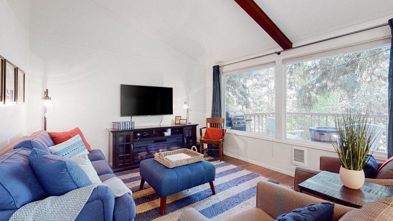 Photo of Livingroom in Gig Harbor