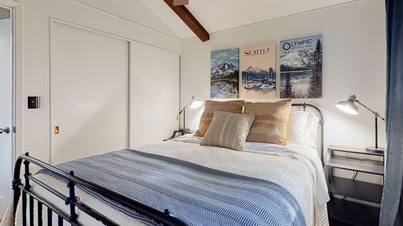 Photo of Bedroom in Gig Harbor