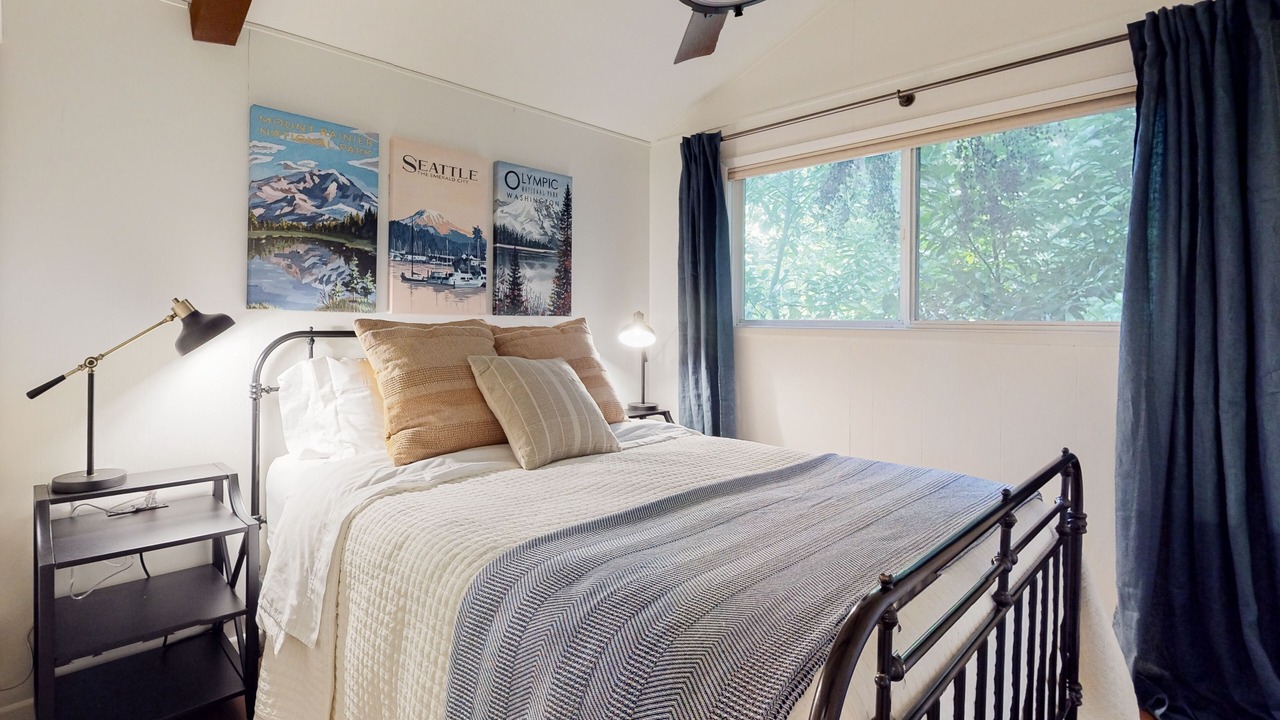 Photo of Bedroom in Gig Harbor