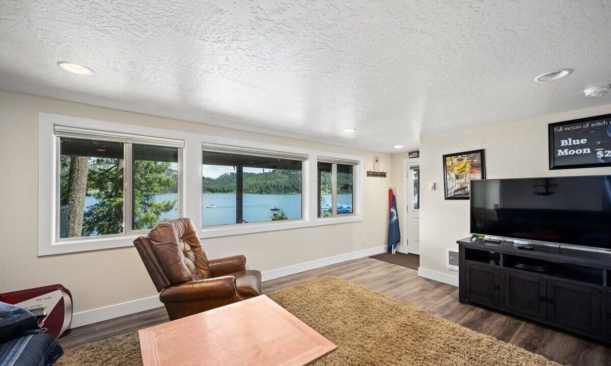 Photo of Livingroom in Worley