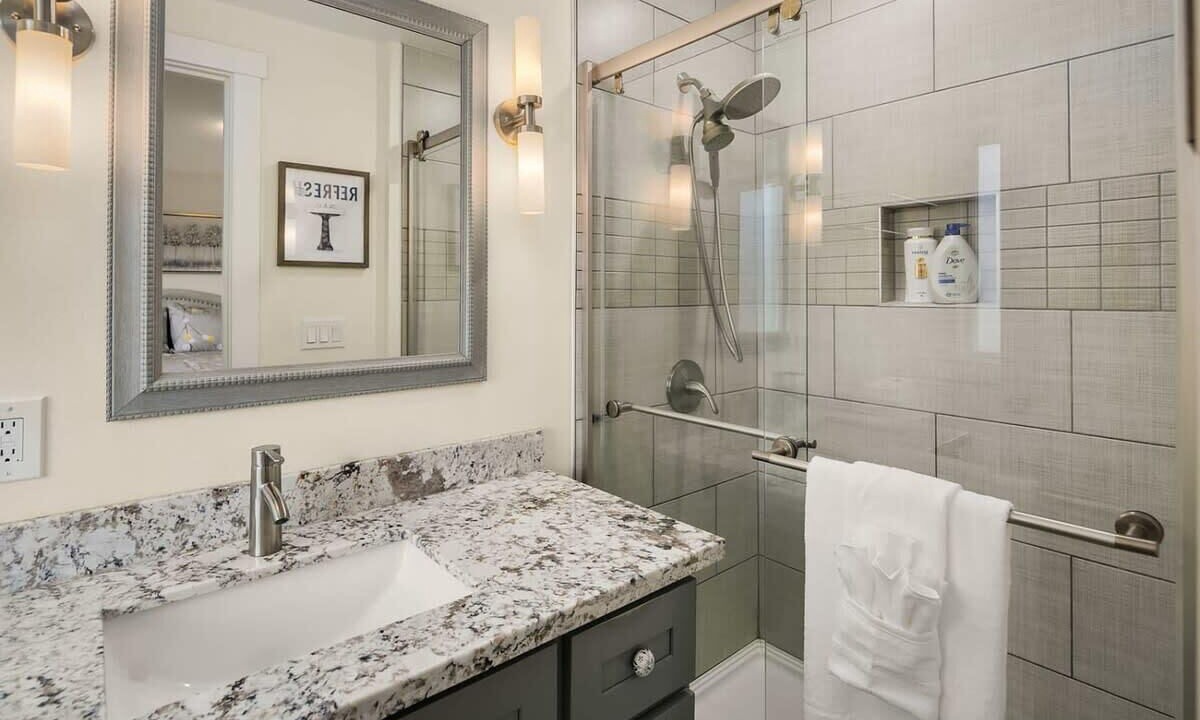 Photo of Bathroom in West Bellevue