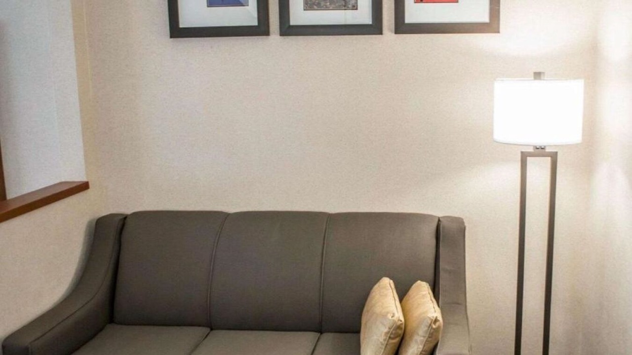 Photo of Livingroom in Far Southwest