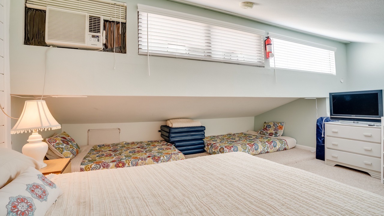 Photo of Bedroom in Quincy