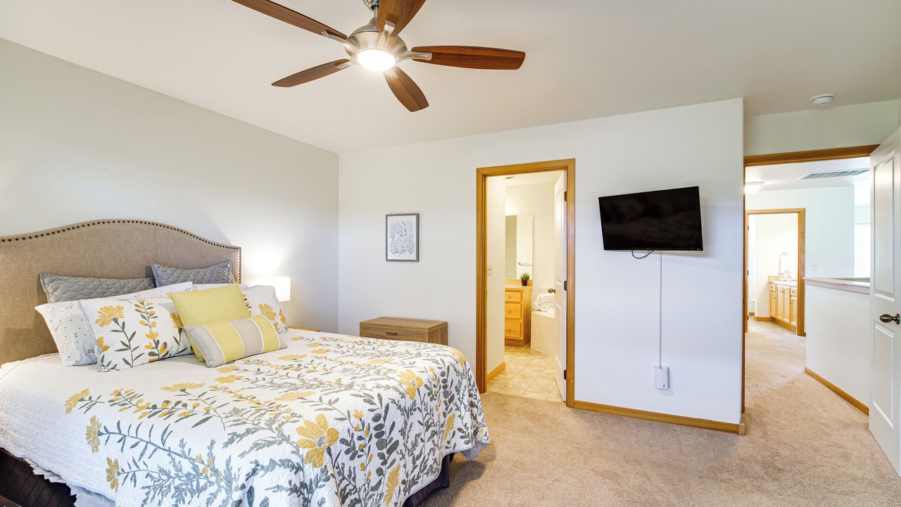Photo of Bedroom in Klamath Falls