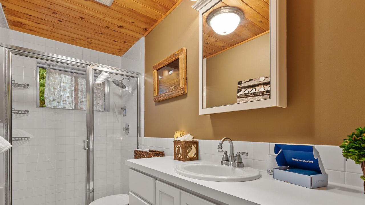 Photo of Bathroom in Hayden Lake
