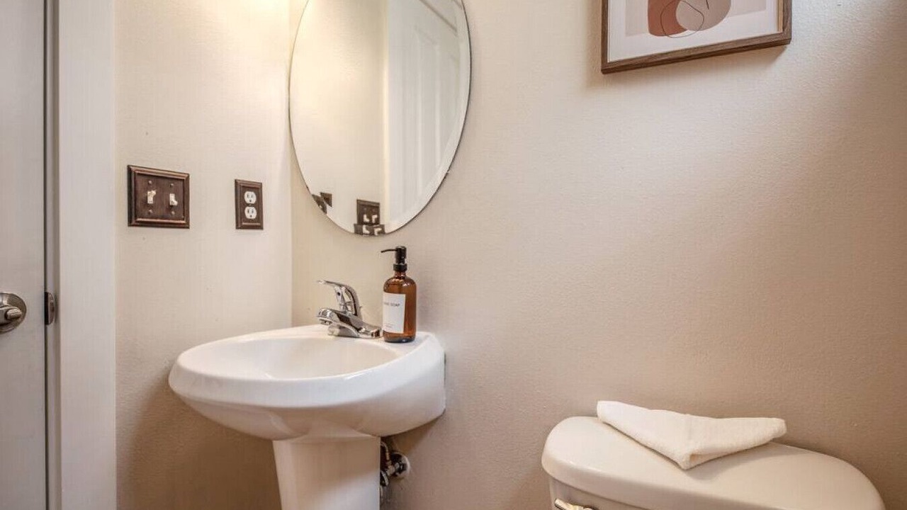Photo of Bathroom in Whittier Heights