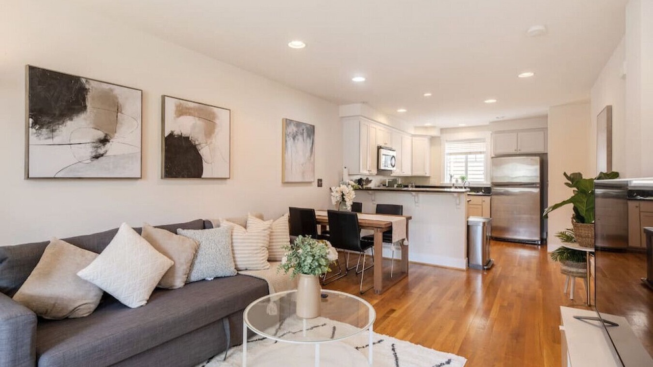 Photo of Livingroom in Whittier Heights