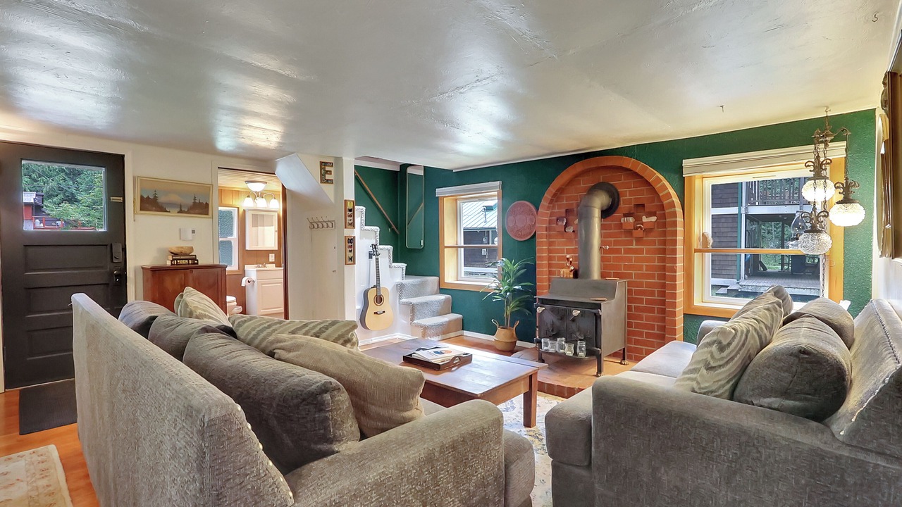 Photo of Bedroom in Greenwater