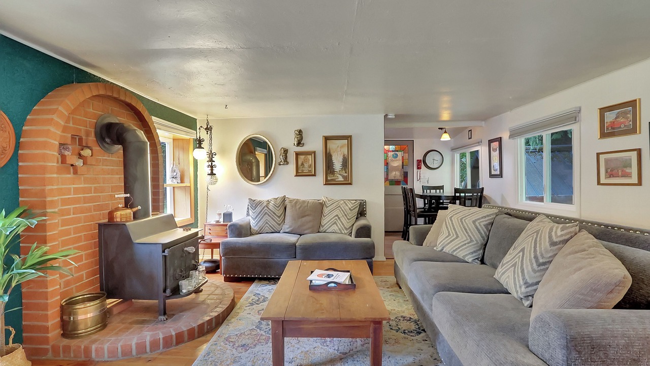 Photo of Bedroom in Greenwater