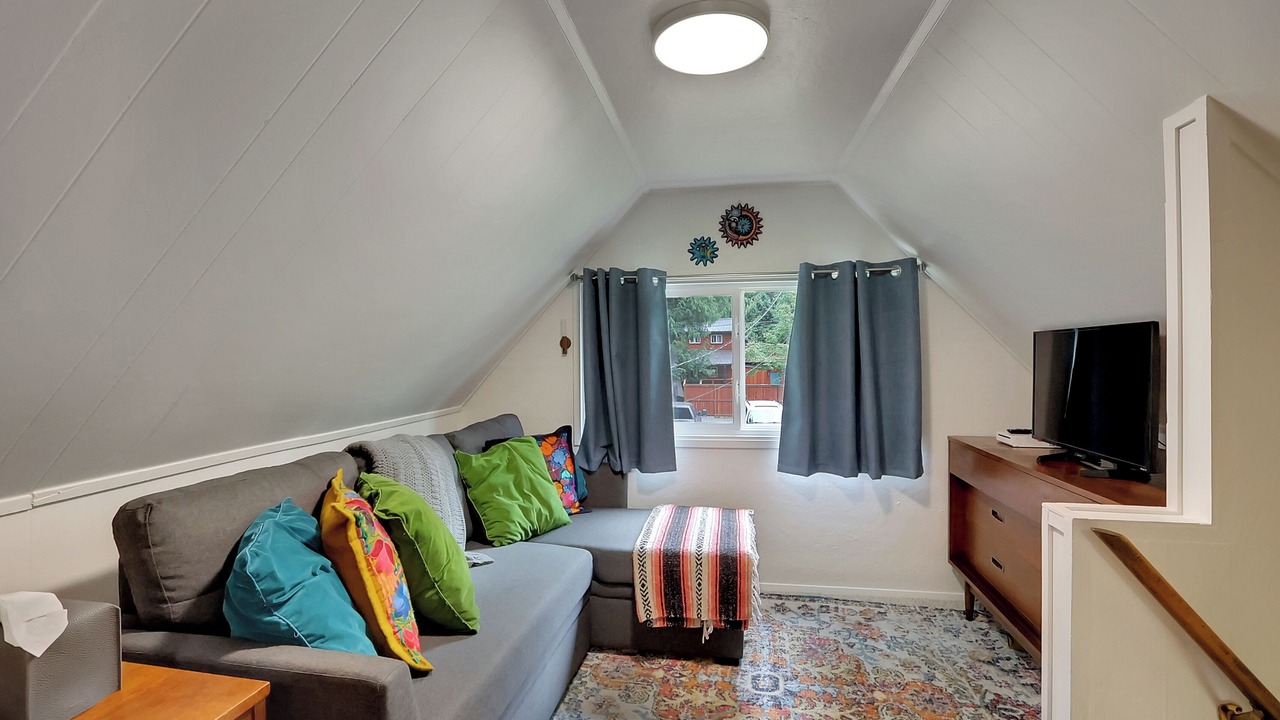 Photo of Bedroom in Greenwater