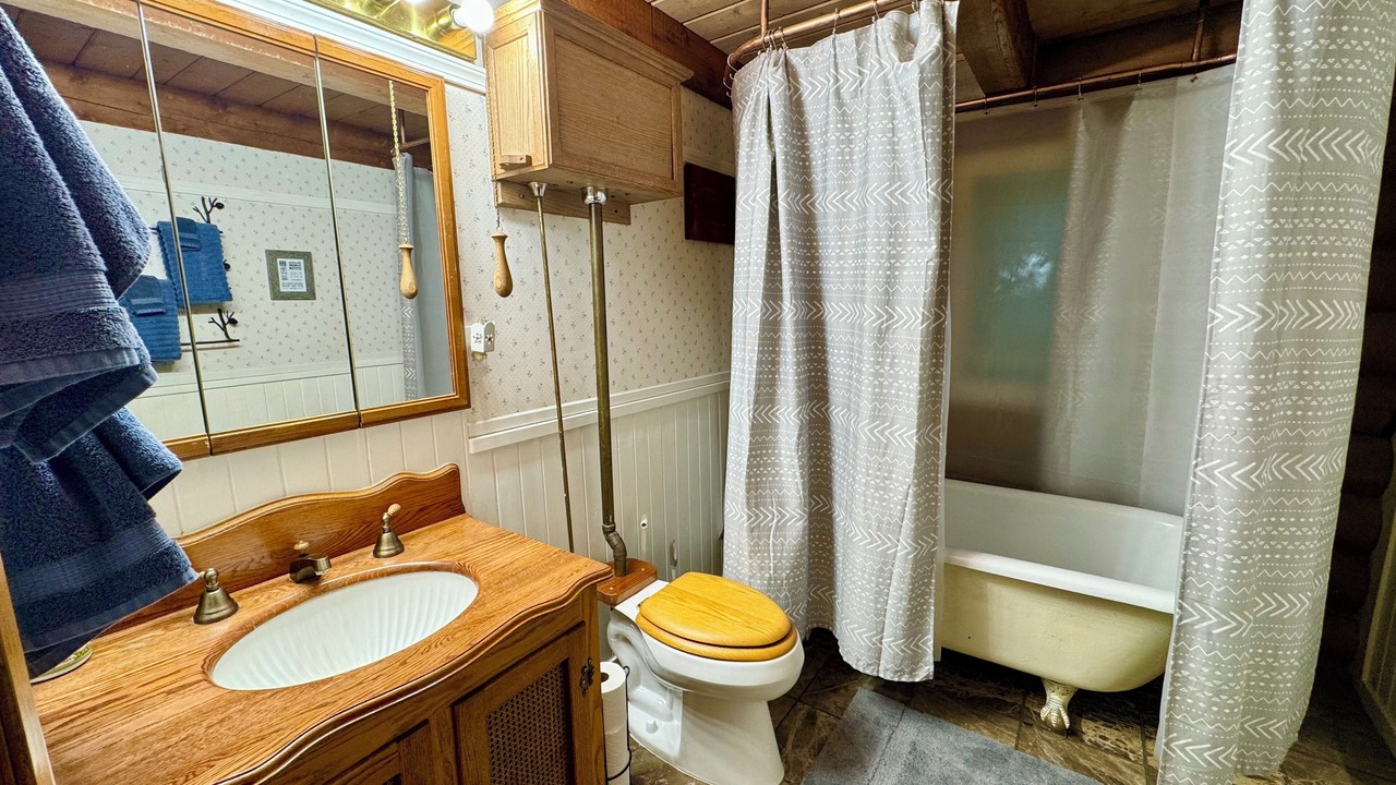 Photo of Bathroom in Blanchard