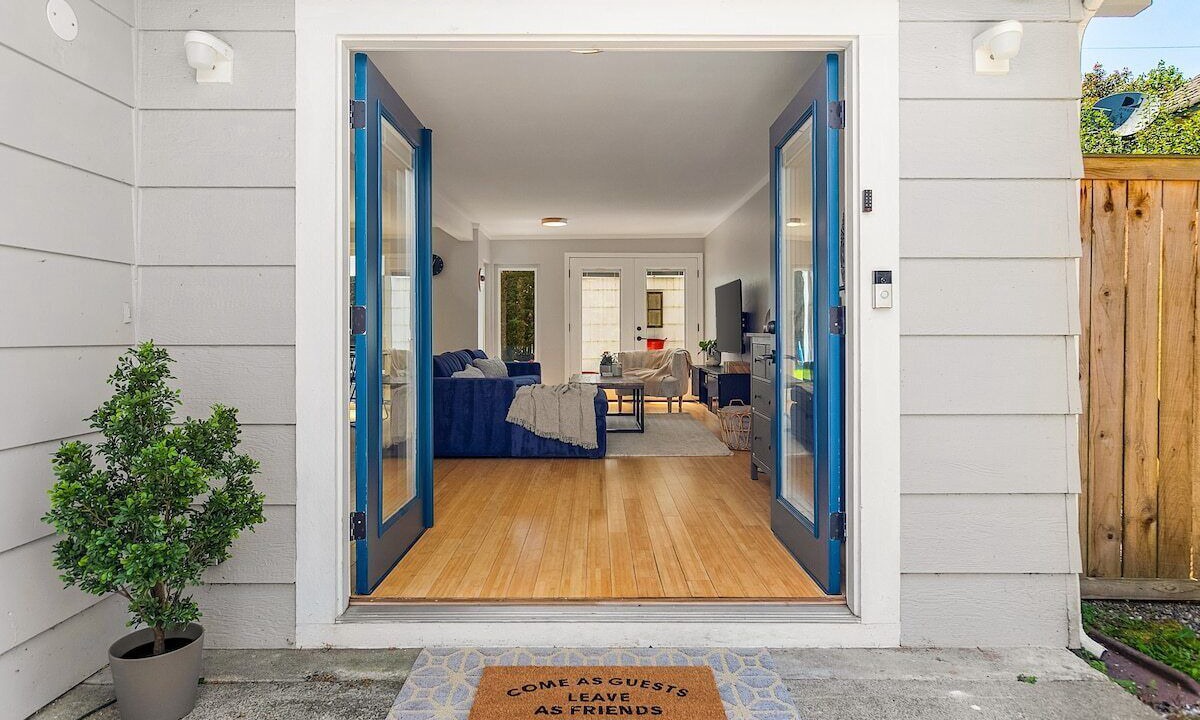 Photo of Outdoor in West End