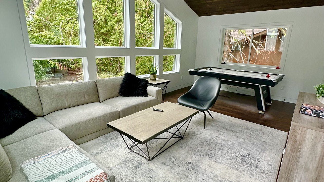 Photo of Livingroom in Sudden Valley