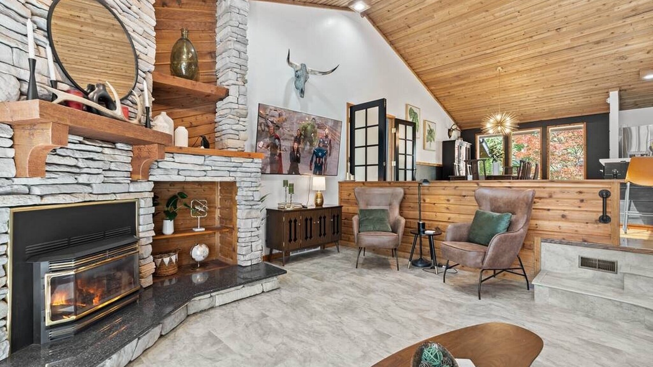 Photo of Bedroom in Nine Mile Falls
